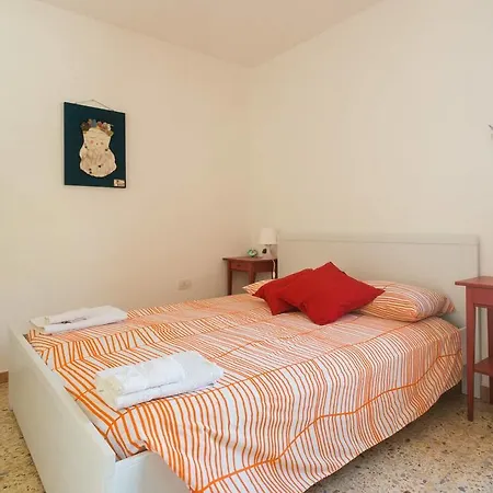 Bed & Breakfast Sa Domu De Nonna Oristano